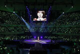 「アンジュルム、360度ステージで魅せた船木結の卒業コンサートを日本武道館で開催」の画像1