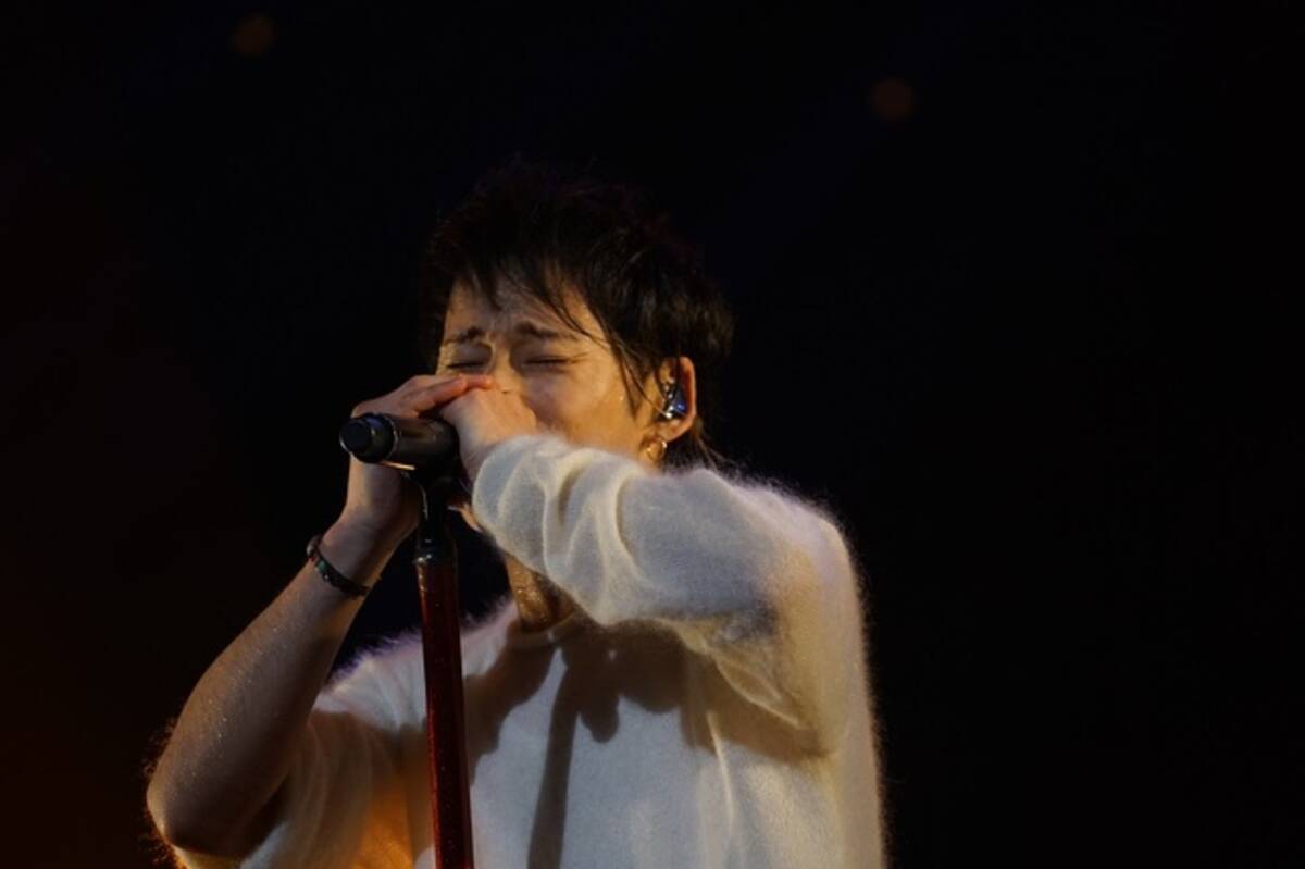 Uverworld クリスマスライブにて事務所社長が新曲リリースを フライング 発表 16年12月26日 エキサイトニュース