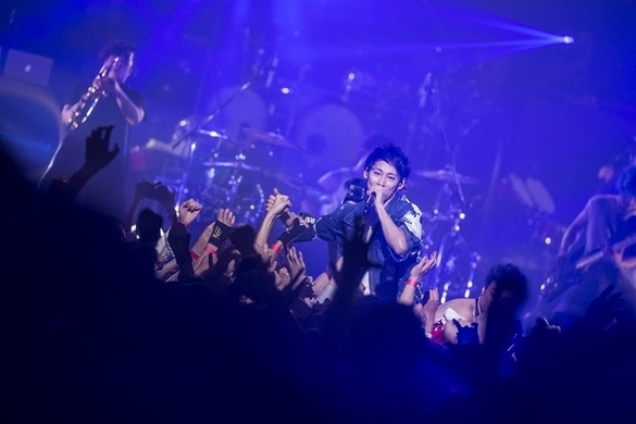 Uverworld 神戸 男祭り で見知らぬ8500人が肩を組み大合唱 エキサイトニュース