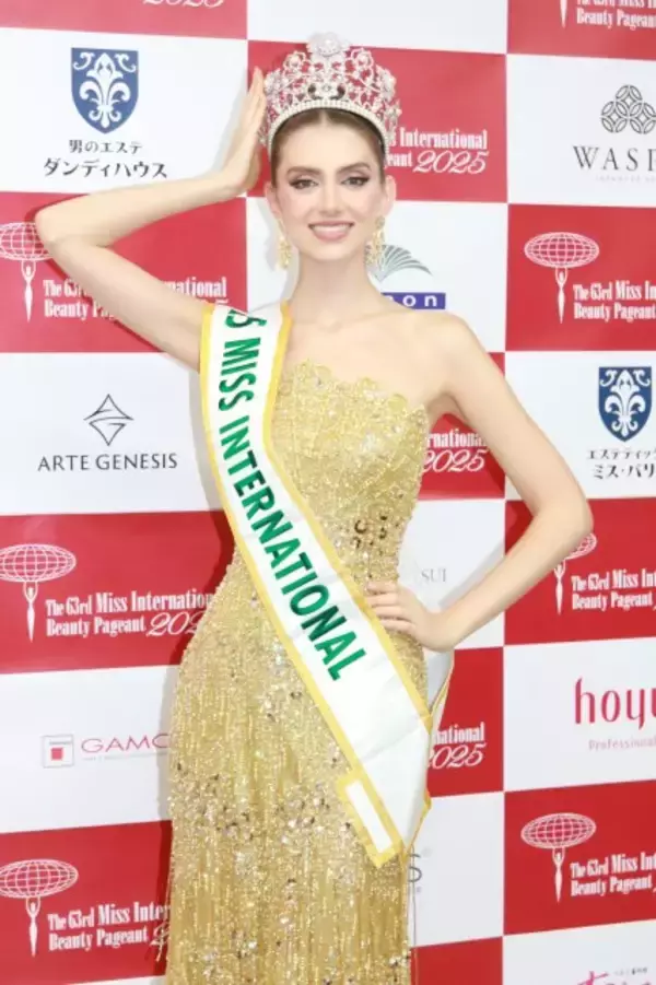 ミス・インターナショナル世界大会第1位はコロンビア代表の26歳、カタリナ・ドゥケさん「“日本でラーメンを食べる”夢が叶った瞬間、赤ちゃんのように泣いてしまいました」