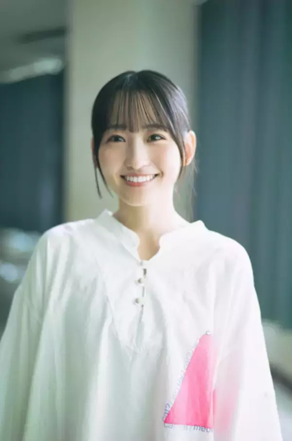 乃木坂46一ノ瀬美空、『B.L.T.』初ソロ表紙　笑顔いっぱいの多幸感あふれるグラビアで魅了