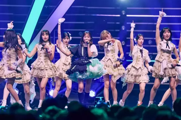 NiziU、FRUITS ZIPPER、Juice=Juiceが豪華共演　7000人熱狂、グループの垣根越えた“おかわり”も【ライブレポート】