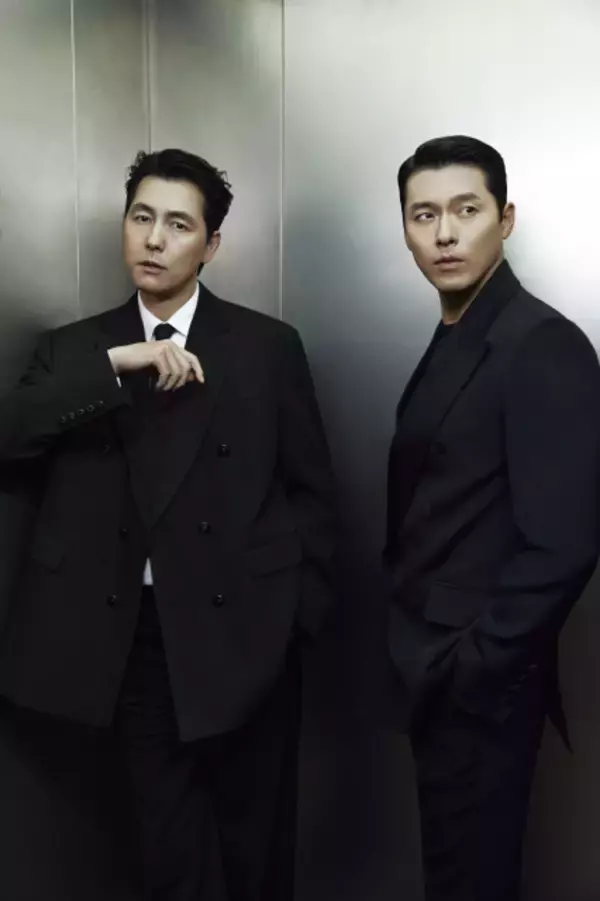 ヒョンビン＆チョン・ウソン、スーツ姿でクールに決める　韓国ドラマ『メイド・イン・コリア』ディズニープラスで“2025年最も視聴された韓国オリジナル作品”に