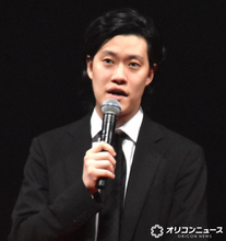 粗品、入学式にサプライズで登場　会場どよめき　2300人に魂のメッセージ