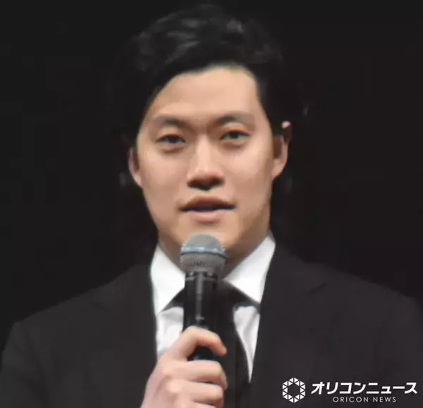 粗品、入学式にサプライズで登場　会場どよめき　2300人に魂のメッセージ