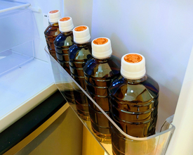 飲みかけのペットボトルを保存すると“菌数”はどれだけ増える？　中身や常温・冷蔵庫による違いをウェザーニュースが公開「ガチで怖すぎる」