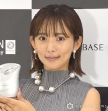 36歳・夏菜、“へそチラ”私服ショットで抜群スタイル披露「ステキ かっこいい」「惚れています」