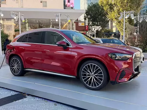 メルセデス・ベンツ、新型電気自動車『メルセデス・ベンツ electric GLC』披露　913万円から