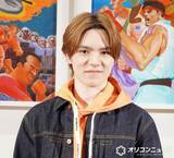 「宇野昌磨、サプライズバースデーに大はしゃぎ　展覧会取材出席も「一刻も早くゲームをしたい」」の画像1