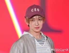 MAZZEL・NAOYA、高貴なビジュアル披露　『ガルアワ』幕開けに登場