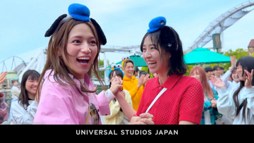 「ちょっと恥ずいかも（笑）」川口春奈、USJでカメラ忘れて素の笑顔　仲良しの岡本あずさも知らなかった顔に