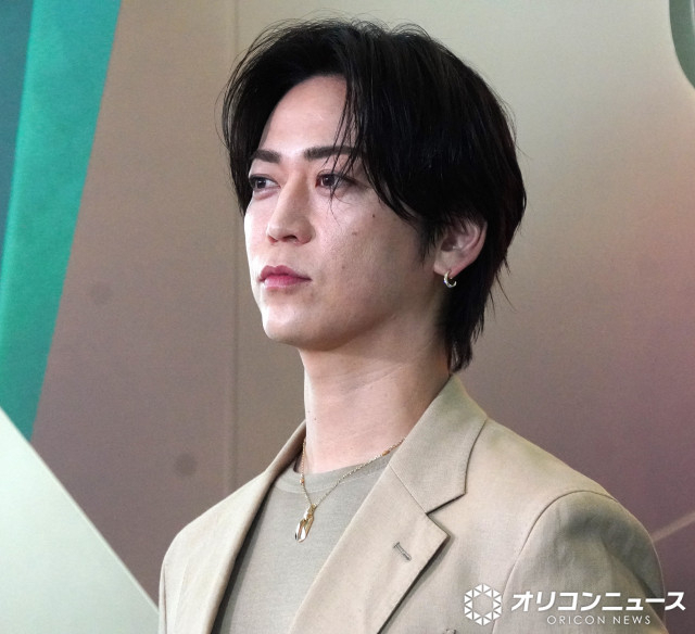 亀梨和也、田中みな実との結婚発表後初の公の場　報道陣からの祝福に丁寧なお辞儀「ありがとうございます」