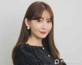 小嶋陽菜、“ぴったり衣装”まとった撮影シーンに称賛の声「本当に憧れのボディ」「『美』って言葉が1番似合う女性」