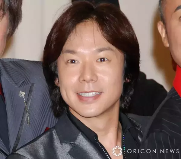 佐藤弘道、“うたのおねえさん”にばったり遭遇で2ショット「懐かしい」「大好きなお二人」「夢の共演」