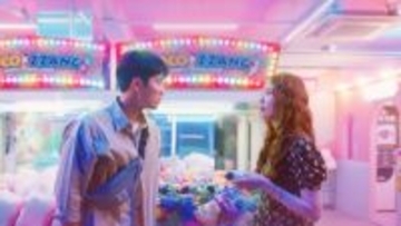 少女時代・ユナ＆アン・ボヒョン、UFOキャッチャーに興じる“真夜中デート”　韓国映画『プリティ・クレイジー 悪魔が引っ越してきた』場面写真公開