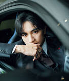 「中島健人、『Oggi』スーツ企画で“しごでき上司”熱演　32歳の仕事論＆この先のビジョンを語る」の画像1