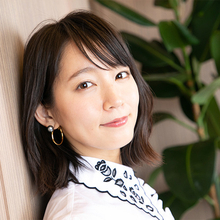 吉岡里帆“美背中”大胆披露に反響相次ぐ「キレイすぎる」「世界一！」