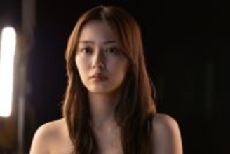 内田理央、開始1分40秒でベッドシーン SNSざわつく「すごいぞだーりお！！！」「電車の中で見たらダメなやつだったwww」終盤には男性3人と…『略奪奪婚』第1話【ネタバレあり】