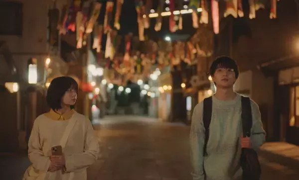 桜田ひより×木戸大聖『モブ子の恋』電車、ファミレス、祭りの夜…何気ない瞬間が胸を打つ最終予告解禁