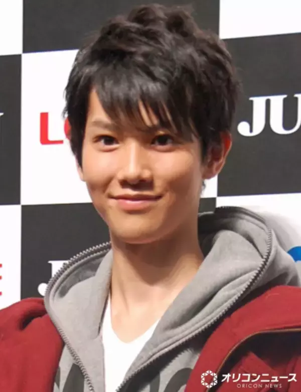 國島直希、結婚＆お相手の妊娠も発表「小さな命を授かりました」　『動物戦隊ジュウオウジャー』＆ミュージカル『刀剣乱舞』など出演