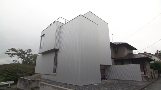 夫が設計“メガ収納”を実現した家、秘密は狭小住宅でよく使われるアイデア【住人十色】