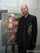 河内大和、『8番出口』の“おじさん”を超えていく　シェイクスピア俳優が語る『ハムネット』とエンタメの力