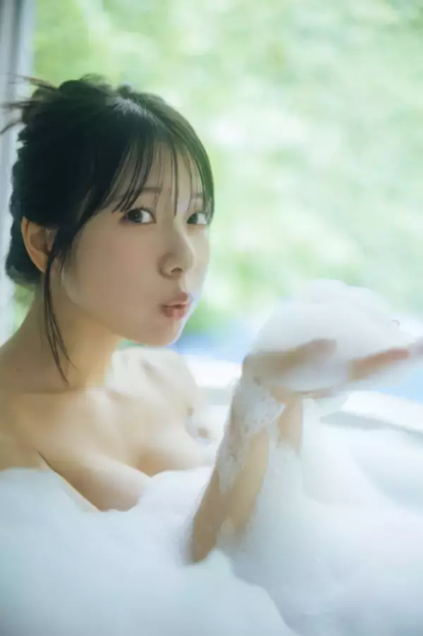 元アイドル・奥ゆい、ソロで初の雑誌表紙飾る「おばあちゃんになった時に孫に見せたい」