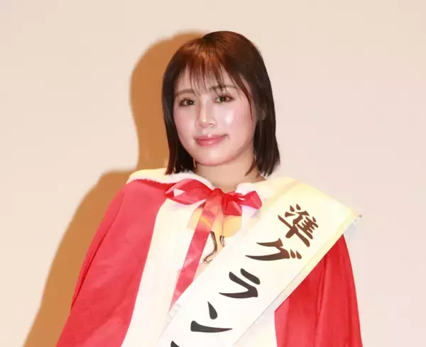 グラビアミスコン『ミスアサ芸シークレット2026』準グランプリはグラマラスボディの青山天南「お尻ムーブを起こしたい」