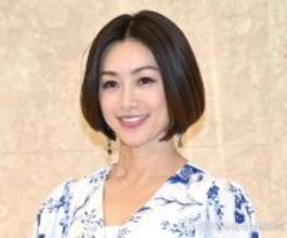 酒井法子、笑顔全開“プライベートショット”に反響「のりぴーきれい」「すごく楽しそう」