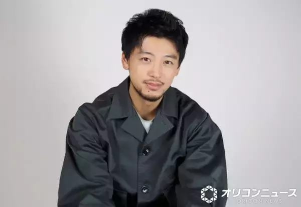 竹内涼真、『じゃあ、あんたが作ってみろよ』“白Tイン”勝男ファッションの裏話「現場でスタイリストさんと…」