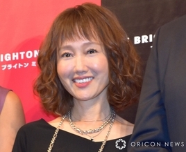 工藤夕貴、水着姿で「泳ぎ始めの日」を報告　湖畔で“水遊び”楽しむ「働いて遊ぶ それが私の人生の幸せ」
