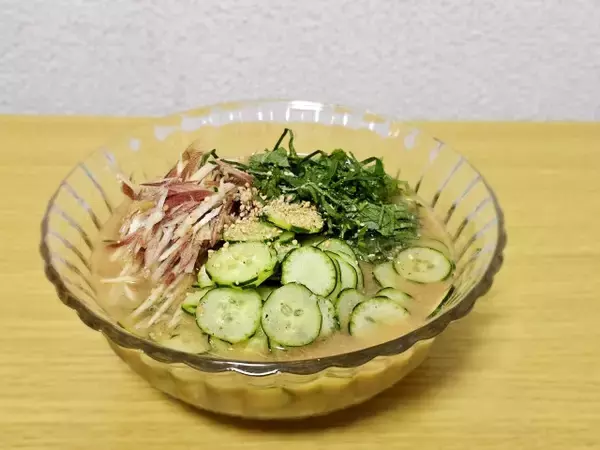 「食欲ない時最高」「うどんスープの素は万能」ヒガシマル『うどんスープ』で作る簡単冷や汁レシピ