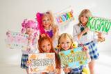 「小学生ギャルグループ「KOGYARU」、21カ国語のあいさつを盛り込んだ11thシングル『こんにちWORLD』を世界に向けてリリース」の画像1