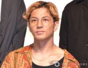 降谷建志、まさかのAKB48「ヘビーローテーション」を鍵盤で弾き語り　「ホントエグいくらい名曲よね」と絶賛