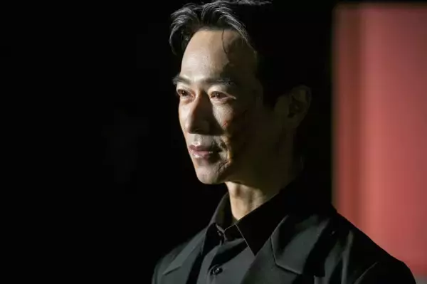 『VIVANT』堺雅人、異例の“一人三役”　サプライズ判明　「リュウ ミンシュエン」が登場