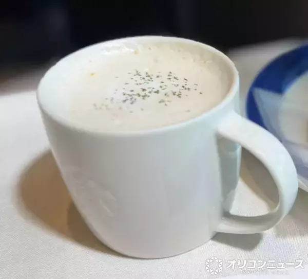 【きょうから】スタバ新作”スープチーノ”登場、トリュフ香る一杯に「絶対飲む」とSNSで反響