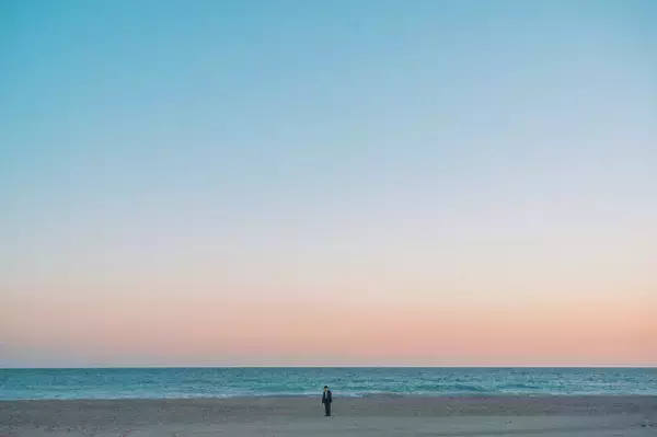 SNSで注目集めるソロアーティスト・音田雅則がドラマ『キンパとおにぎり』ED担当　「素敵な作品に携われることが光栄」