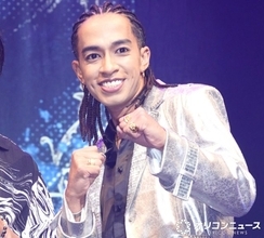草間リチャード敬太、スタミナ衰えて肩痛める　MV撮影は10分でヘトヘトに