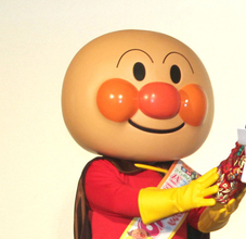 『アンパンマン』正月イラストに衝撃　馬の被り物姿で「嫌なことは嫌って言って良いんだぞ」「コラ画像すぎる」