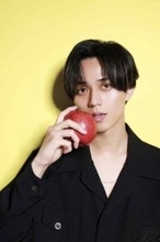 永瀬廉『ベツコミ』巻頭グラビアテーマは“永瀬廉に抗えない。”　解像度上がる41の質問にも回答