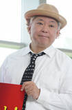 「“月収1億円”セクシー女優“欲望マーケッター”るるたん、鈴木おさむ氏との共著が反響で早くも増刷　「欲望の世界」を分析」の画像1