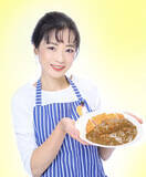 「カレー研究家・一条もんこ、48歳で結婚を発表「まさかこんな日が来るとは」」の画像1