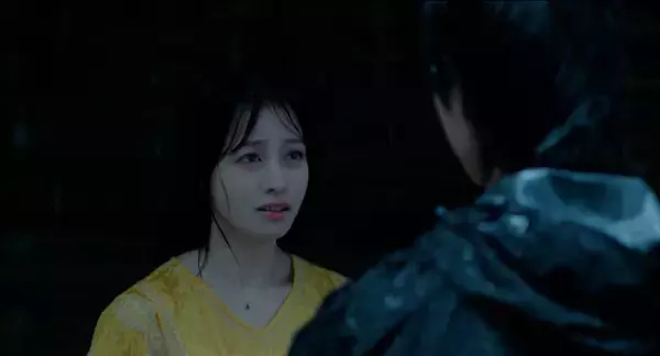 橋本環奈“緑”、チェ・ジョンヒョプ“西上”と「最初で最後のキス」　今夜『バカンスの法則』第17話【あらすじ＆場面写真】