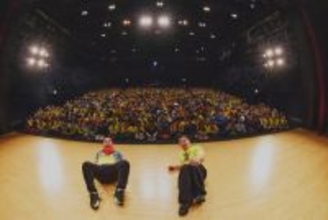 ミルクボーイに“長蛇の列” 冠ラジオ『ボンカタ』初のリアルイベント、客席に散髪のおっちゃん【リポート】