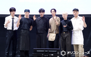 BOYNEXTDOOR、ファン100人とMV視聴　さまざまな職業に変身「かっこ良くなった気分」