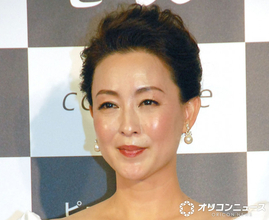 61歳・床嶋佳子「だからお綺麗なんだ…」　毎朝欠かさない“話題の1杯と15粒の種”　ヘルシー朝食を公開