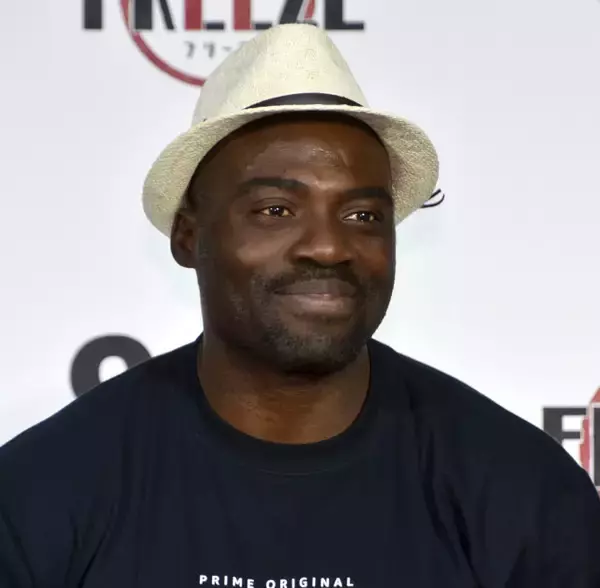 『鬼レンチャン』前回王者のボビー・オロゴン、衝撃の敗戦　ボディビル界からシンデレラボーイ現る「マッチョの声援が聞こえた」【アームレスリング重量級】