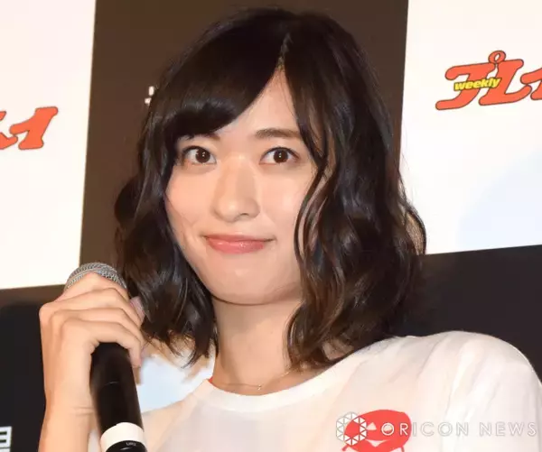人気グラドルの倉持由香、春麗のコスプレ写真でファンに質問「どっちが似合いますか？」