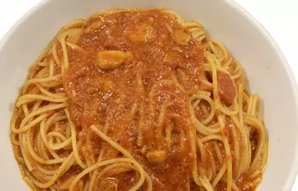 バブル時代の”洗面器パスタ”とは？　40年以上愛される看板パスタの“大皿時代”に「懐かしい」の声