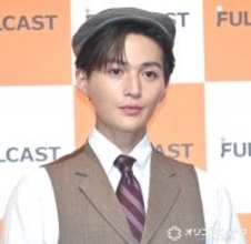 八木勇征「台北でも推し活」　幸せあふれるショット披露に「ゆせくんがかわいすぎる」「愛沢山伝わる」「ピカチュウ達も喜んで見えるね!!!」